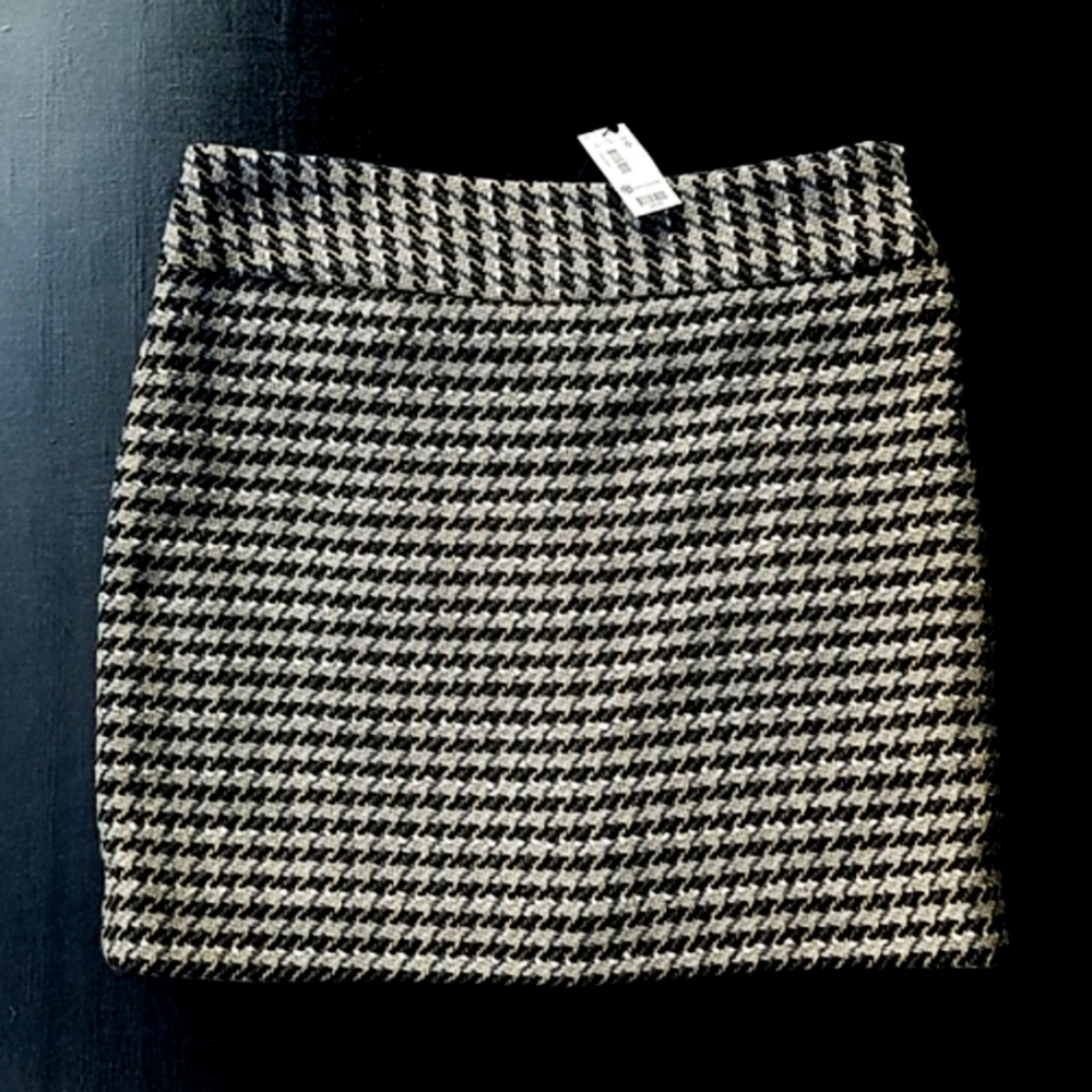 The Limited ~ Mini Skirt ~ NWT